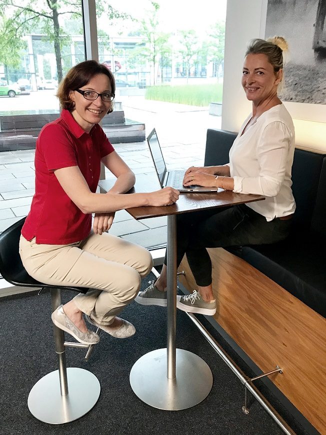 Barbara Buber, unsere Fachfrau für internationales Projektmanagement, beim Interview