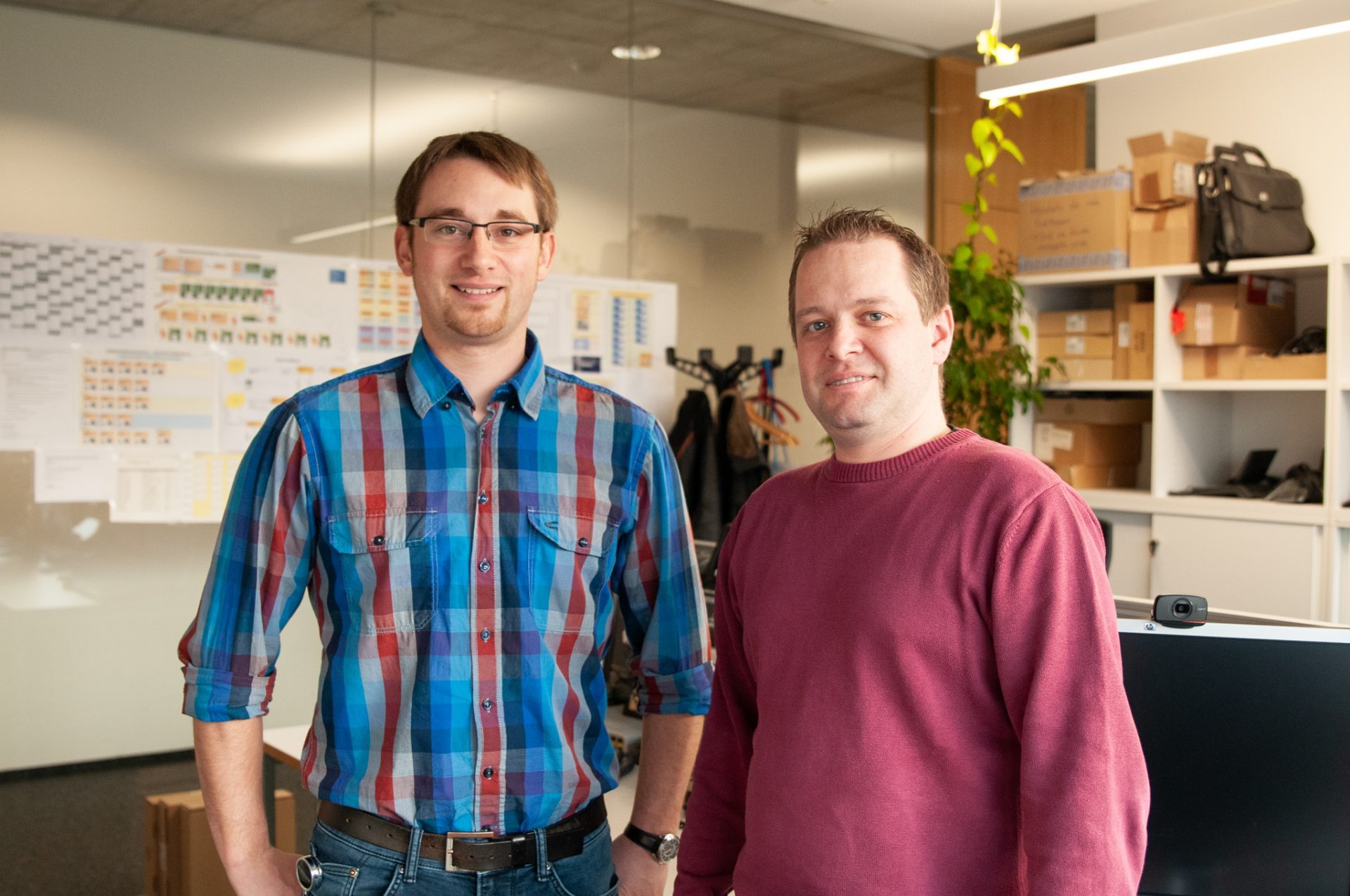 Tobias Oberascher and Gernot Striednig work for the telephone support